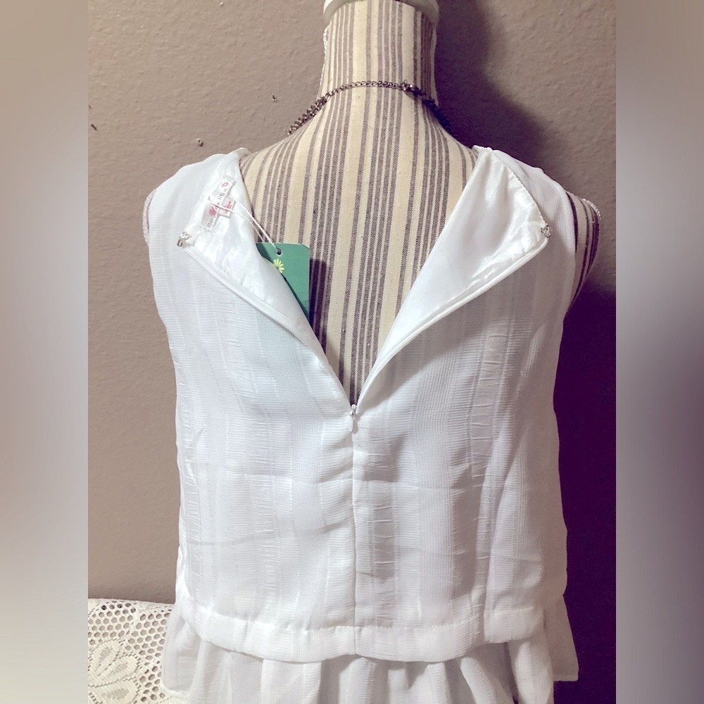 BE YOU TIFUL NEWT SLEEVELESS WHITE TOP - Picture 5 of 13